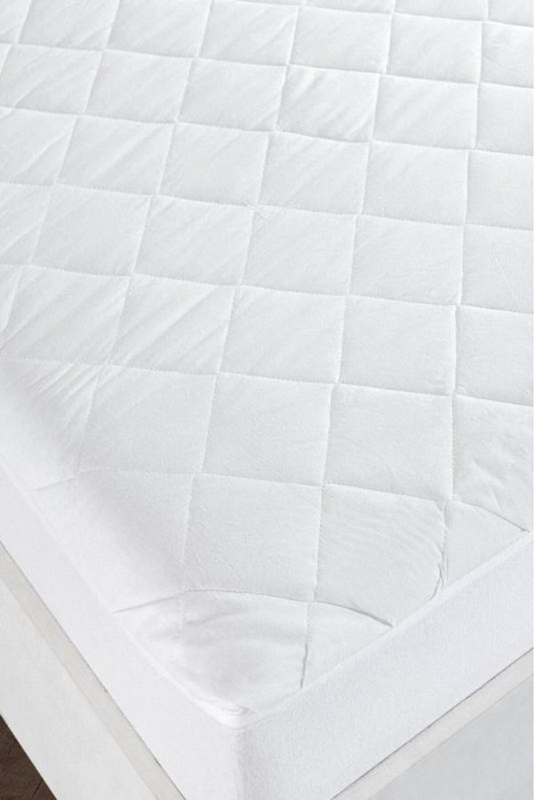 Bebesi Fitted Kapitoneli 160X200 Cm Çift Kişilik Yatak Koruyucu Çarşaf