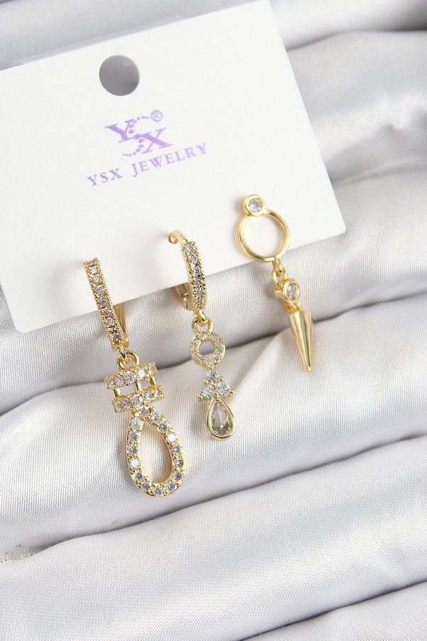 Evimdeyokyok Pirinç Zirkon Taşlı Sallantılı Model Gold Renk 3 Lü Kadın Küpe Tj-Bkp10939