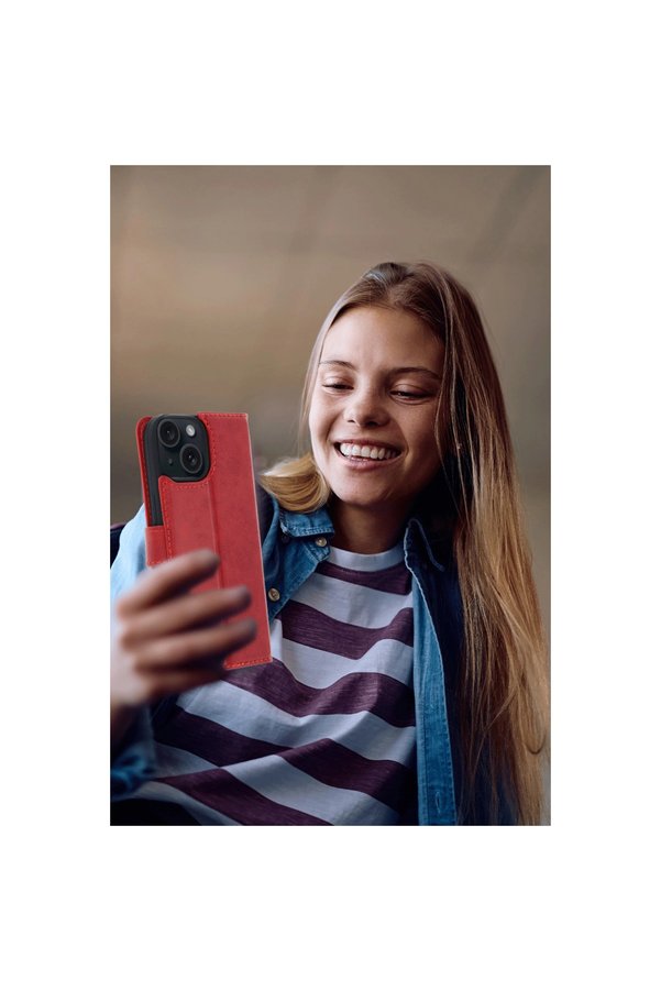 Evimdeyokyok Apple İphone 15 Trend S Plus Kapaklı Kılıf - Kırmızı