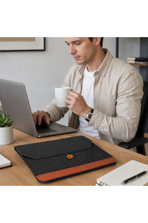 Go İthalat 15.6 İnç Düğmeli Keçe Laptop Ve Evrak Çantası, Notebook Bilgisayar Ve Dosya Taşıma Çantası () Glbl-S