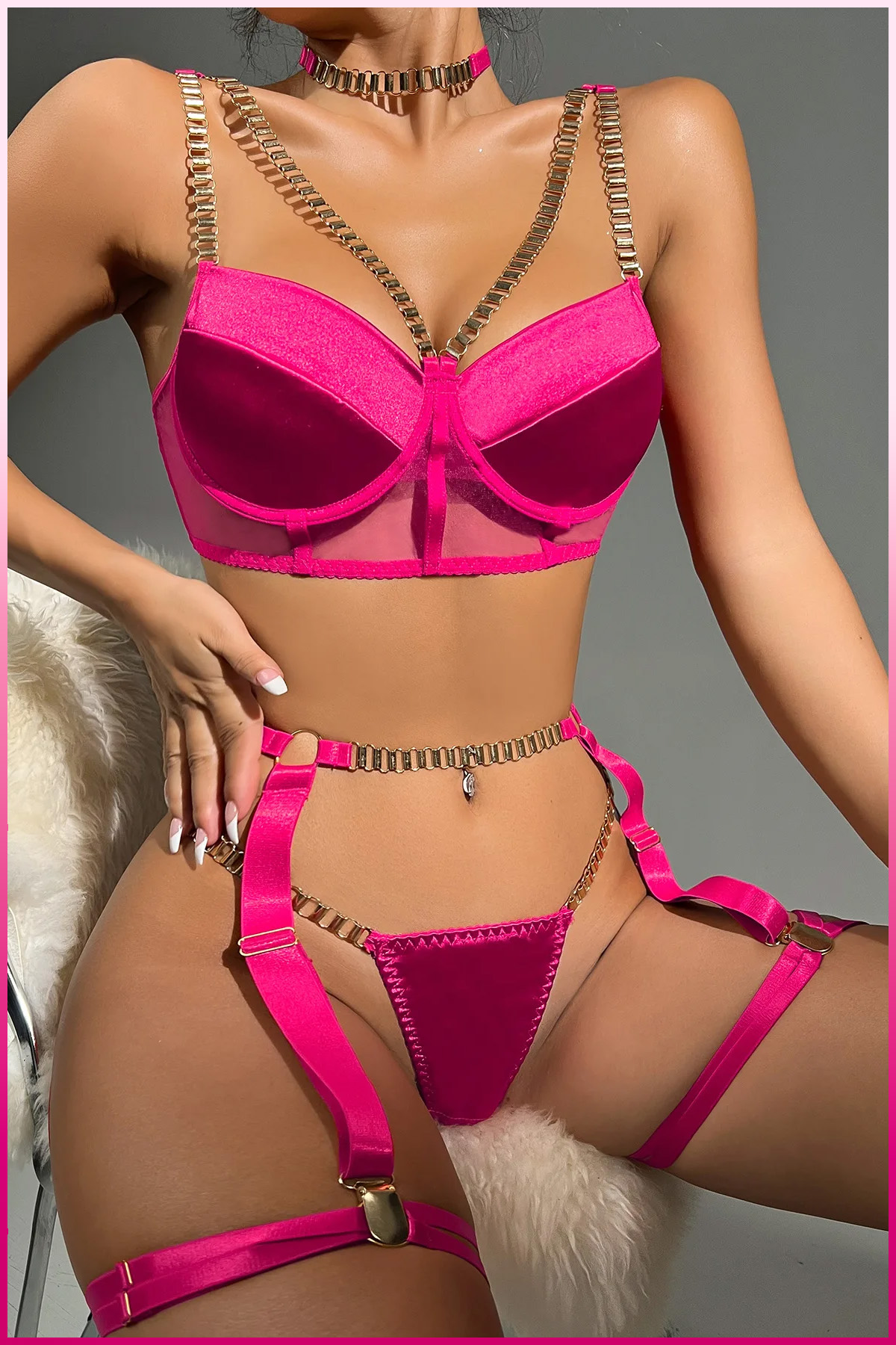 PinkStore Fuşya Merdi̇ven Zi̇nci̇rli̇ Göğüs Balenli̇ Kadın Seksi̇ Jarti̇yer Takım