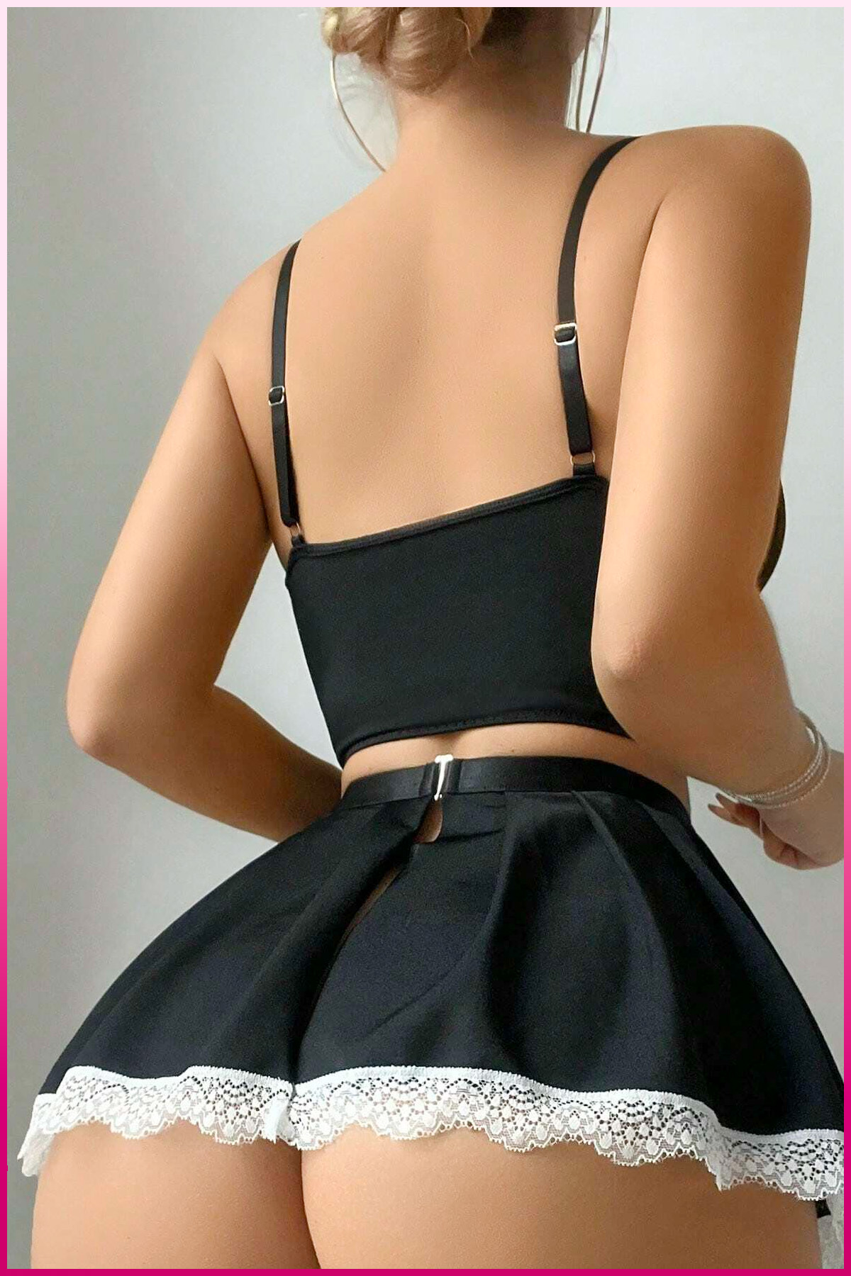 PinkStore Si̇yah Fırfır Detaylı Özel Tasarım İç Gi̇yi̇m Seti̇