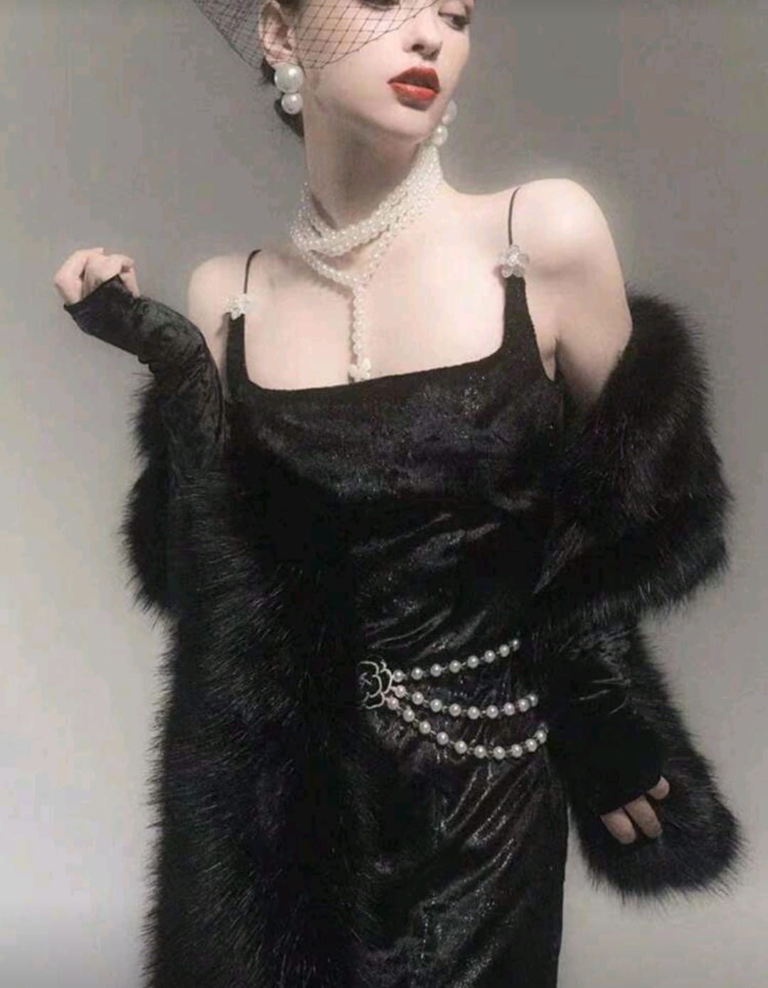 PinkStore Kürk Ori̇ji̇nal Si̇yah Seksi̇ Omuzluk Şık Kürk