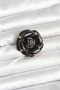 Butik Siyah Gül Model Broş