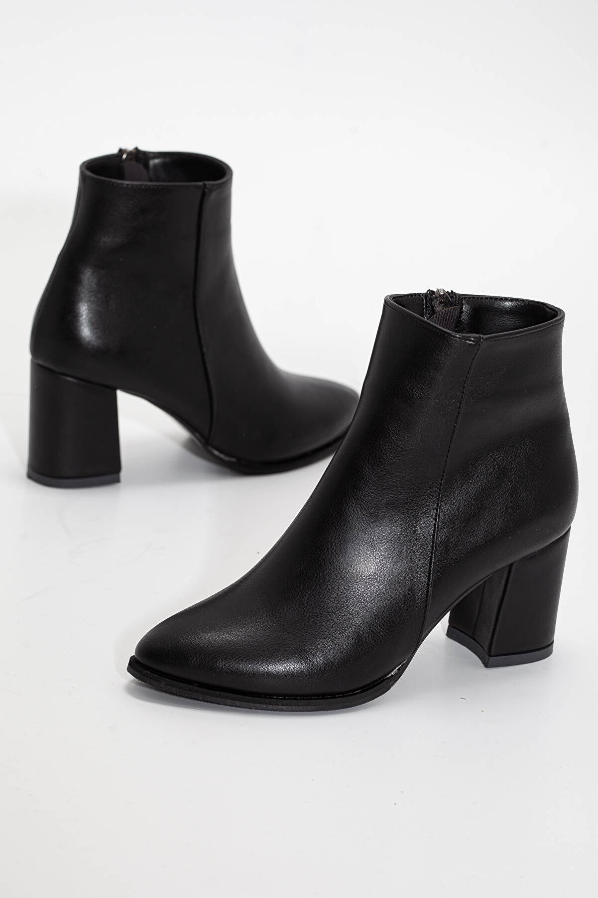 Gult Kadıntopuklu Fermuarlı Bot Si̇yah Mat