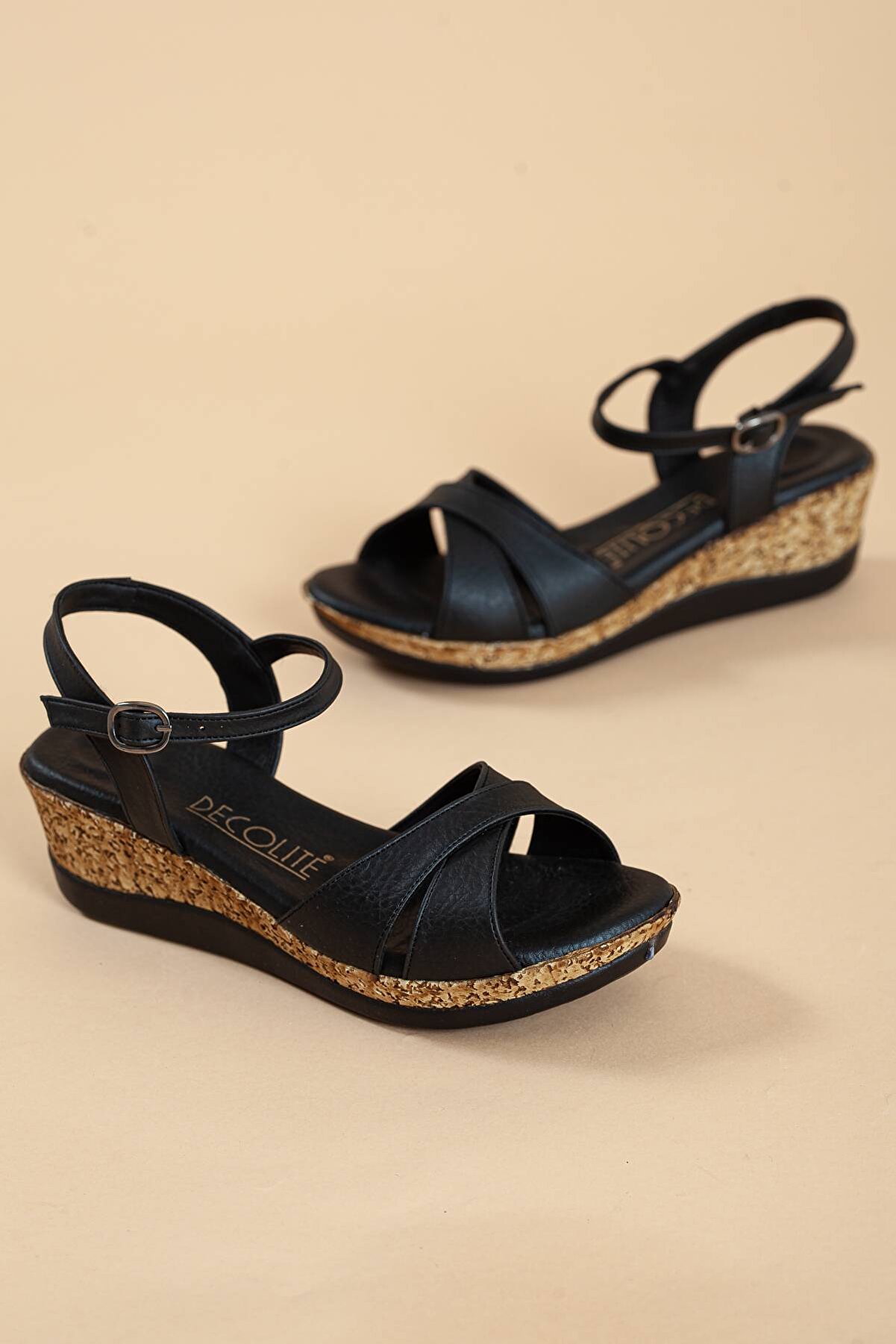 Gult Kadın Platform Topuklu Sandalet Çapraz Si̇yah