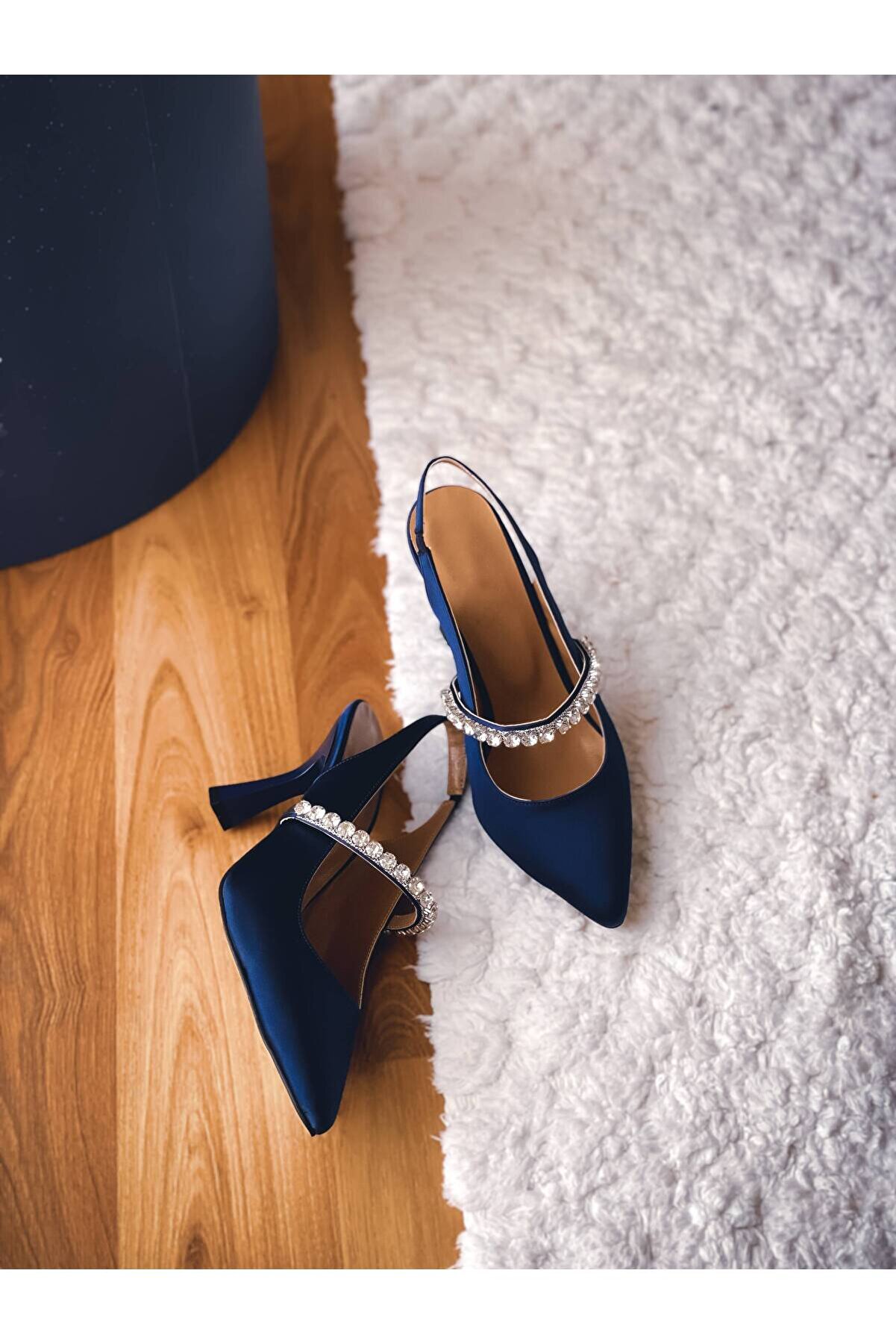 Gult Arkası Açık Taşlı Gece Ayakkabısı Mavi̇ Saten