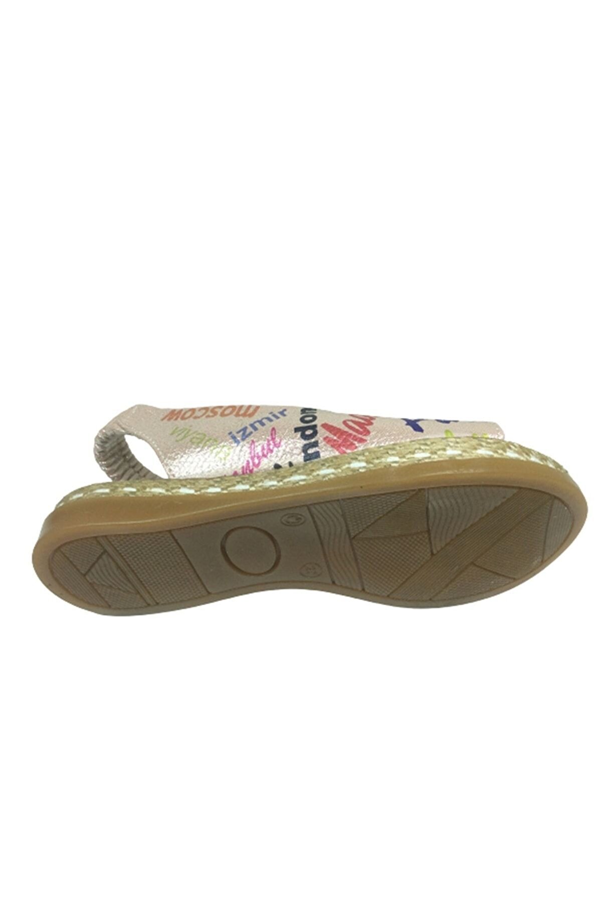 1506 (Plm) Pati̇k Kız Sandalet Gümüş Baskı Desenli̇ Yazılı Arkası Lasti̇kli̇