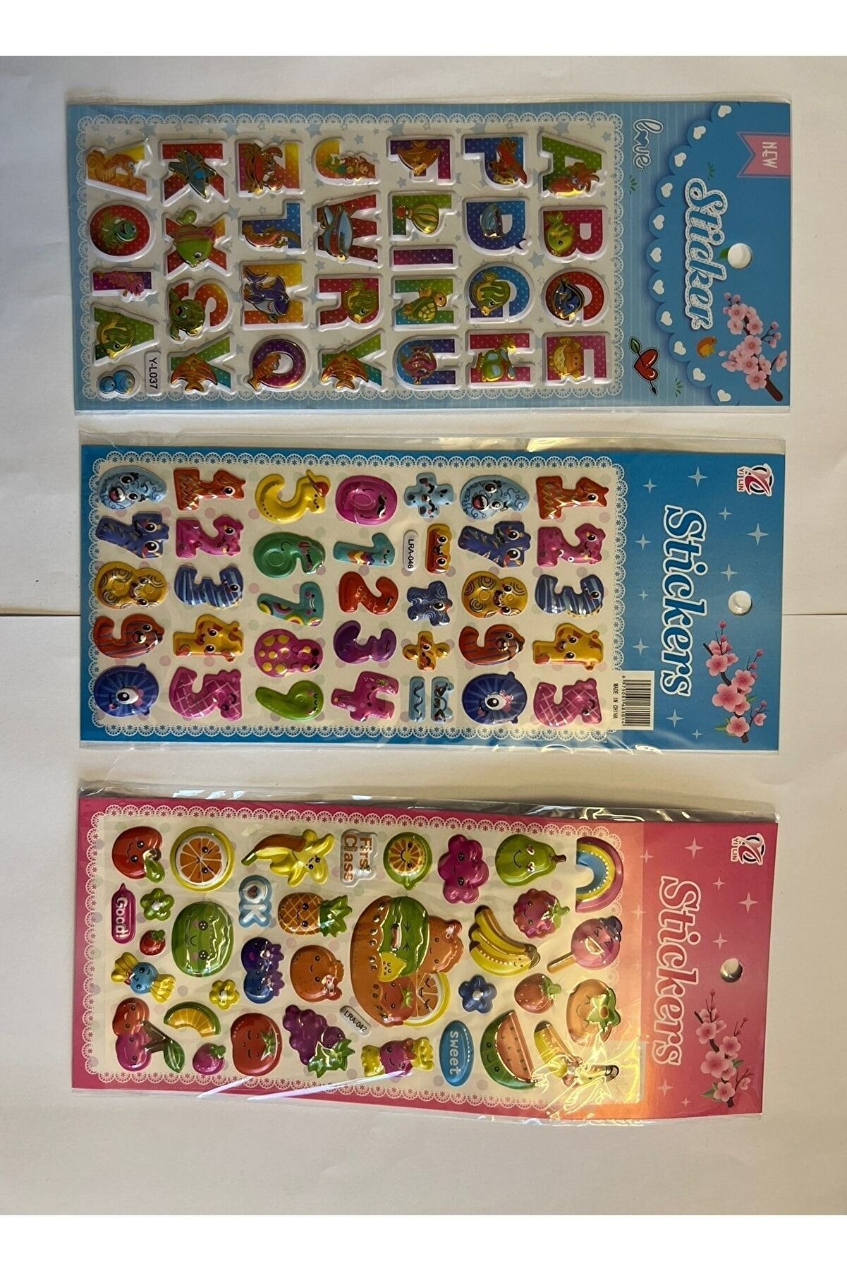 Ai̇rbrush Tattoo Eği̇ti̇ci̇ Çocuk Sti̇cker Eti̇ket Oyunu 3 Kartela Bi̇rden Alfabe Rakam Ve Meyveler