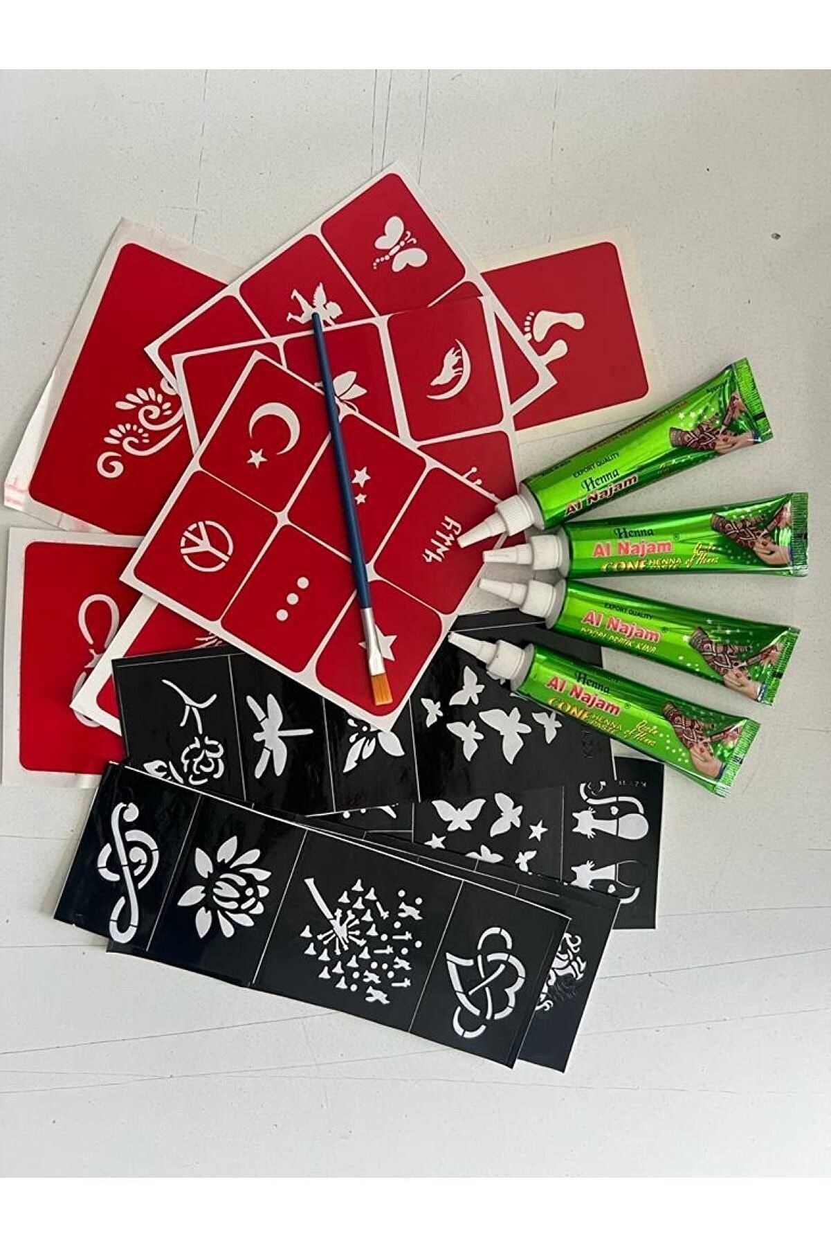 Ai̇rbrush Tattoo 4 Tüp Kırmızı Kına 30 Şablon Ve Fırça Hedi̇yeli̇ Geçi̇ci̇ Dövme Seti̇