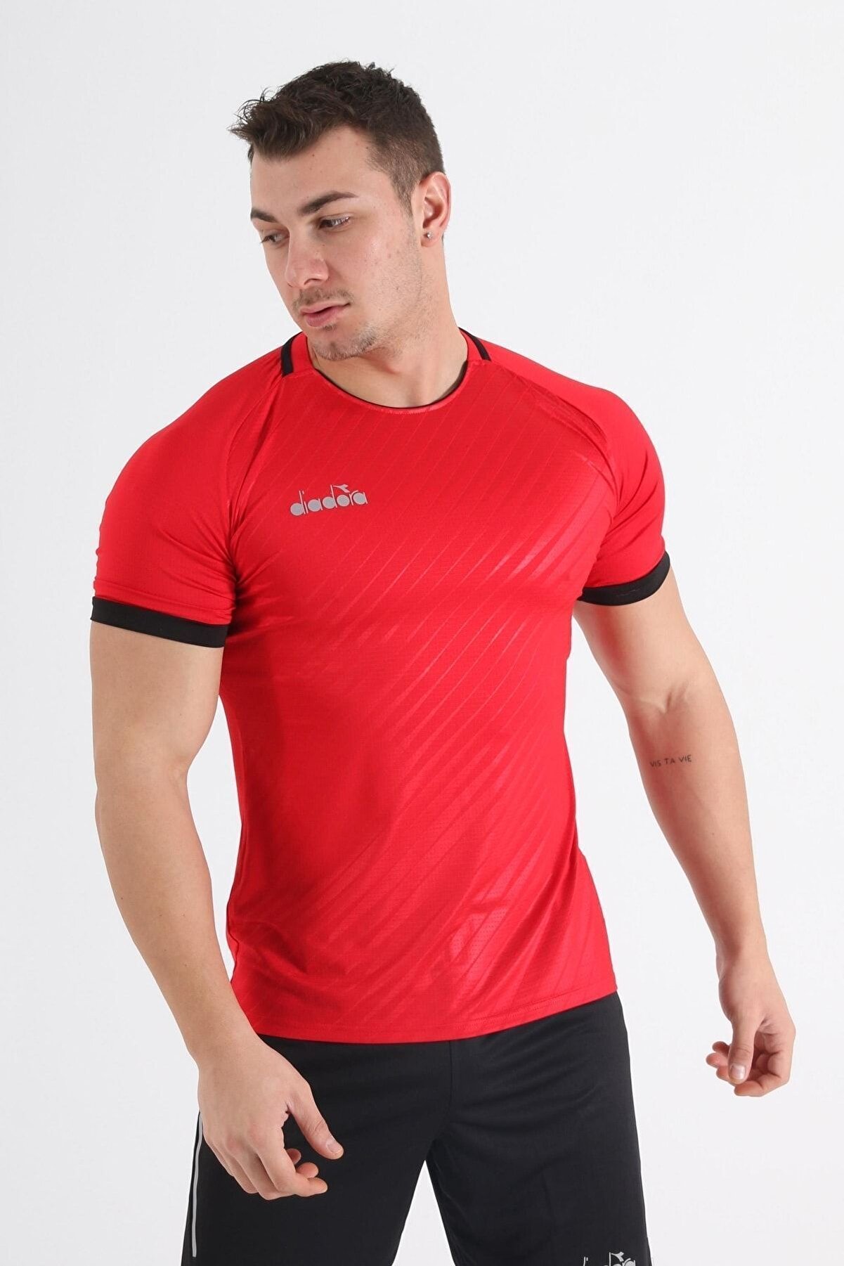 Di̇adora Eli̇te Antrenman T-Shi̇rt Kırmızı