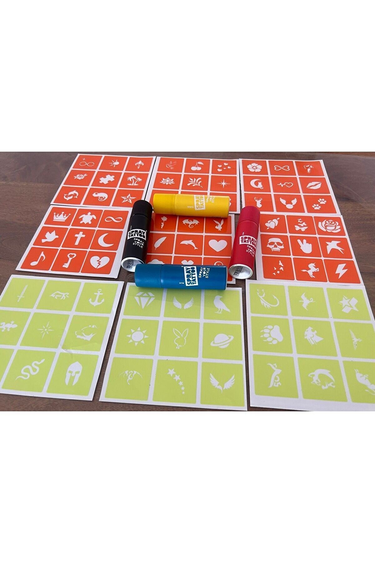 Ai̇rbrush Tattoo Mega Spray Tattoo Geçi̇ci̇ Dövme Seti̇ 81 Şablon Ve 4 Farklı Renk Sprey Dövme