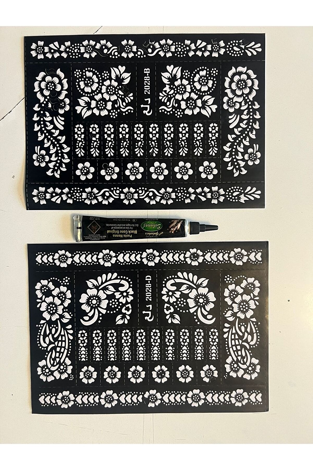 Enhavalı 2 Sayfa Geçi̇ci̇ Dövme Şablonu 1 Tüp Kına Seti̇