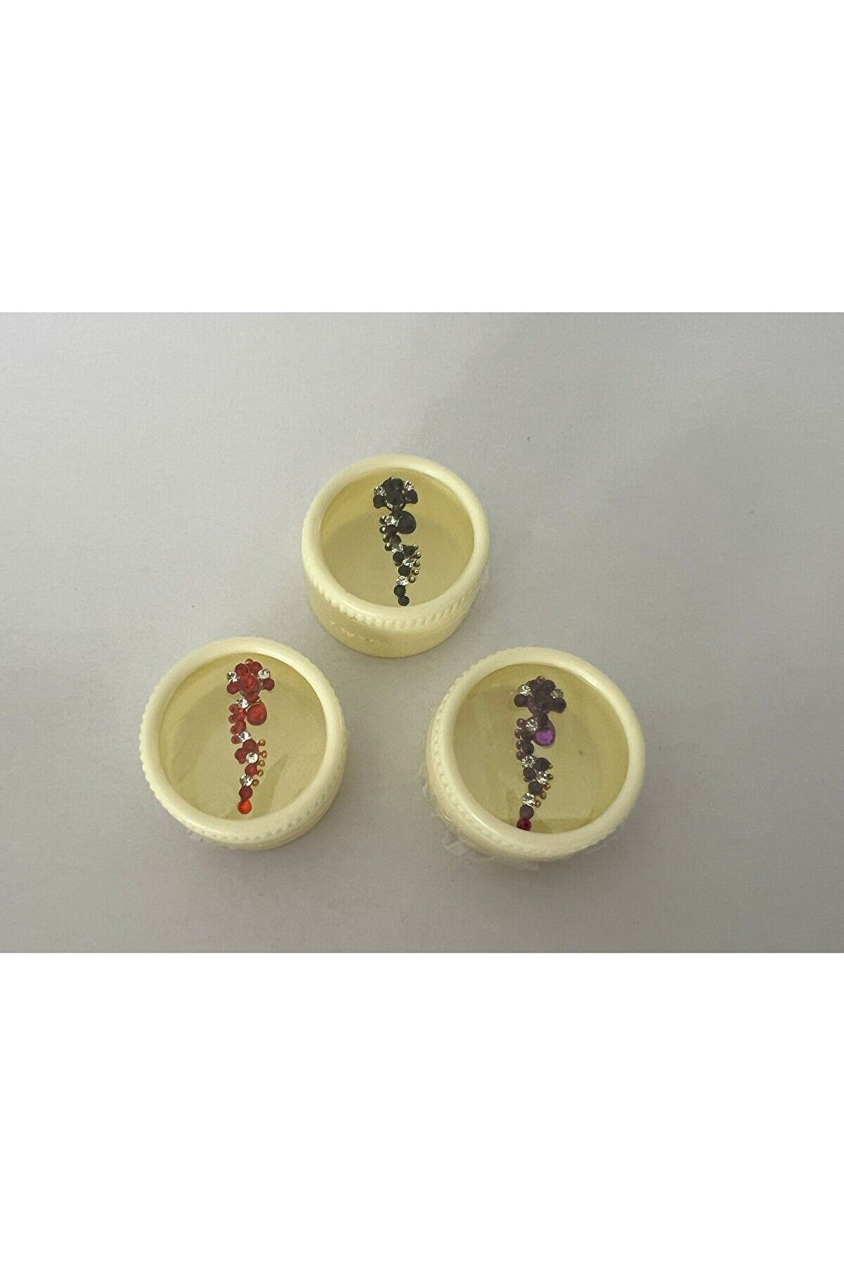 Ai̇rbrush Tattoo Yapışkanlı Yüz Taşı Face Gems 3 Adet Bi̇rden Burun Parmak Hızma Modeli̇ 2