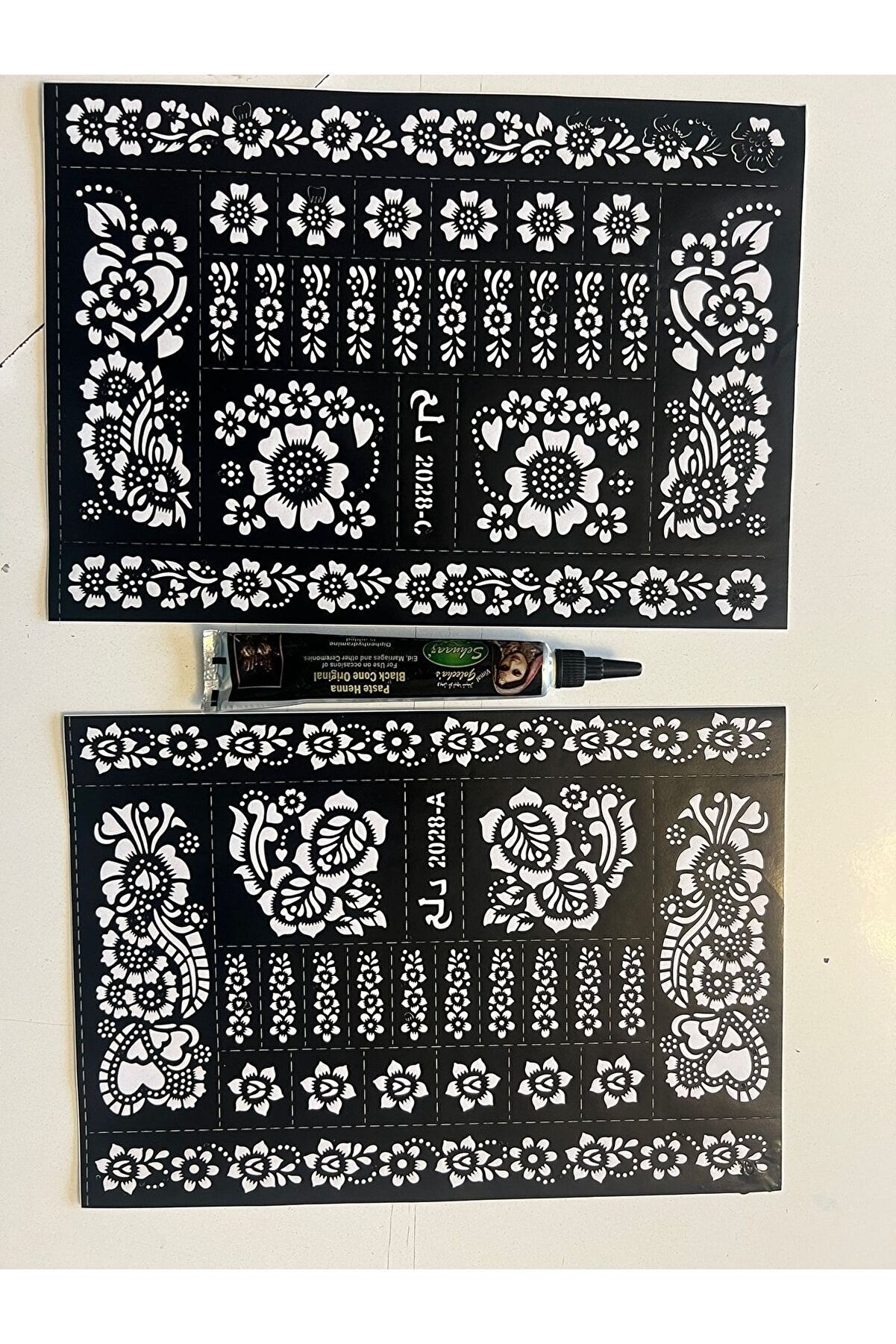 Enhavalı 1 Tüp Kına Ve 2 Sayfa Geçi̇ci̇ Dövme Şablonu Seti̇