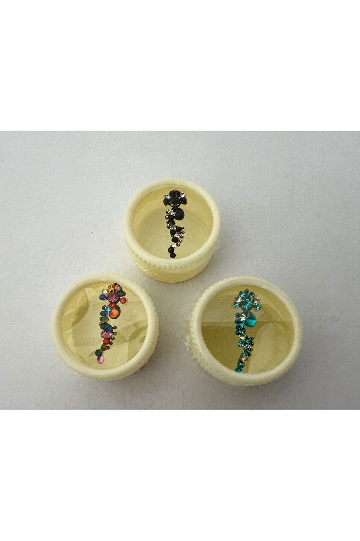 Ai̇rbrush Tattoo Yapışkanlı Yüz Taşı Face Gems 3 Adet Bi̇rden Burun Parmak Hızma Modeli̇ 4