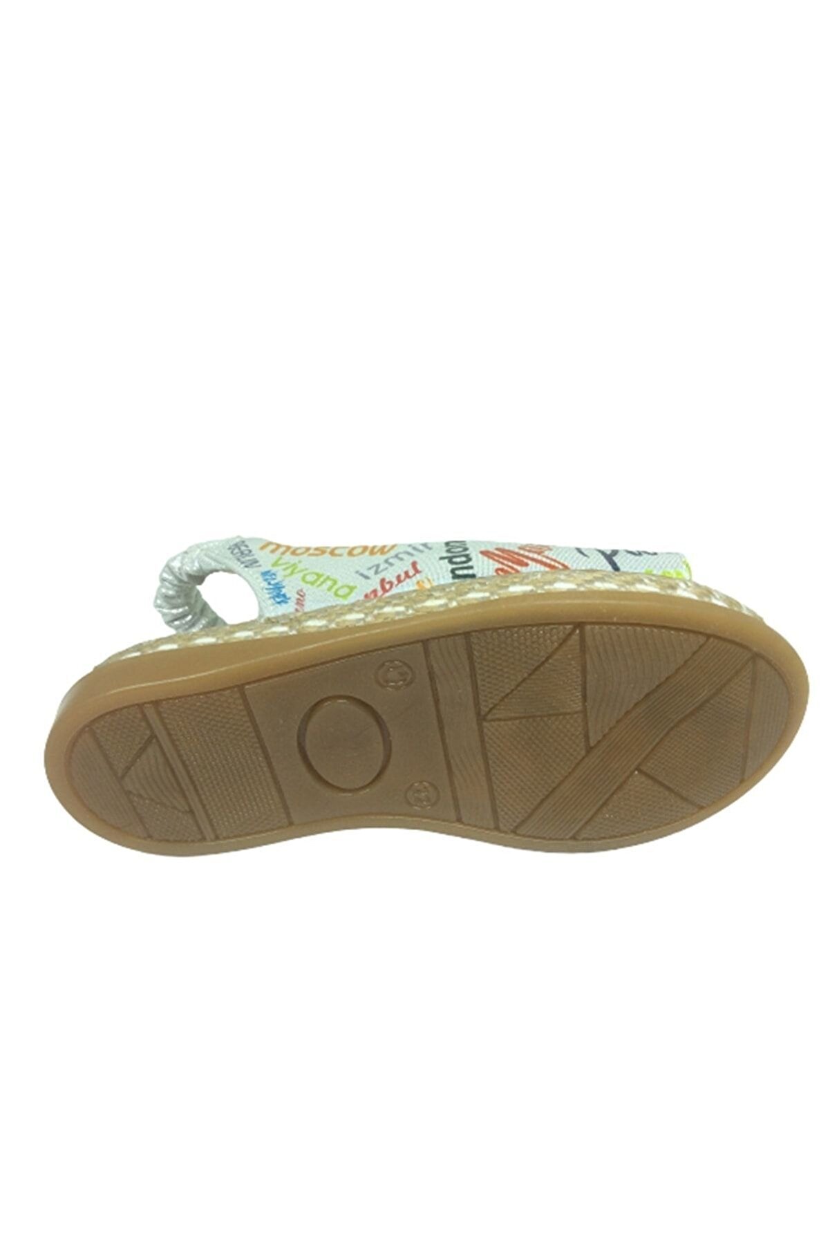 1506 (Plm) Bebe Kız Sandalet Gümüş Baskı Desenli̇ Yazılı Arkası Lasti̇kli̇