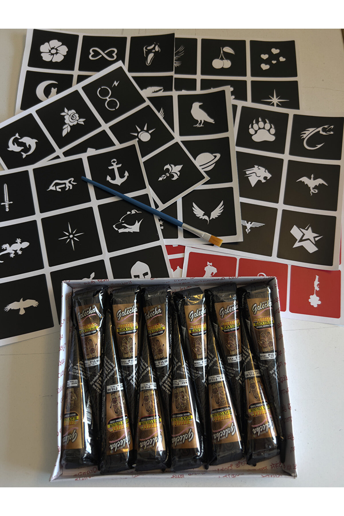 Ai̇rbrush Tattoo 12 Tüp Si̇yah Golecha Kına 80 Mi̇ni̇mal Şablon Fırça Hedi̇yeli̇ Geçi̇ci̇ Dövme Seti̇