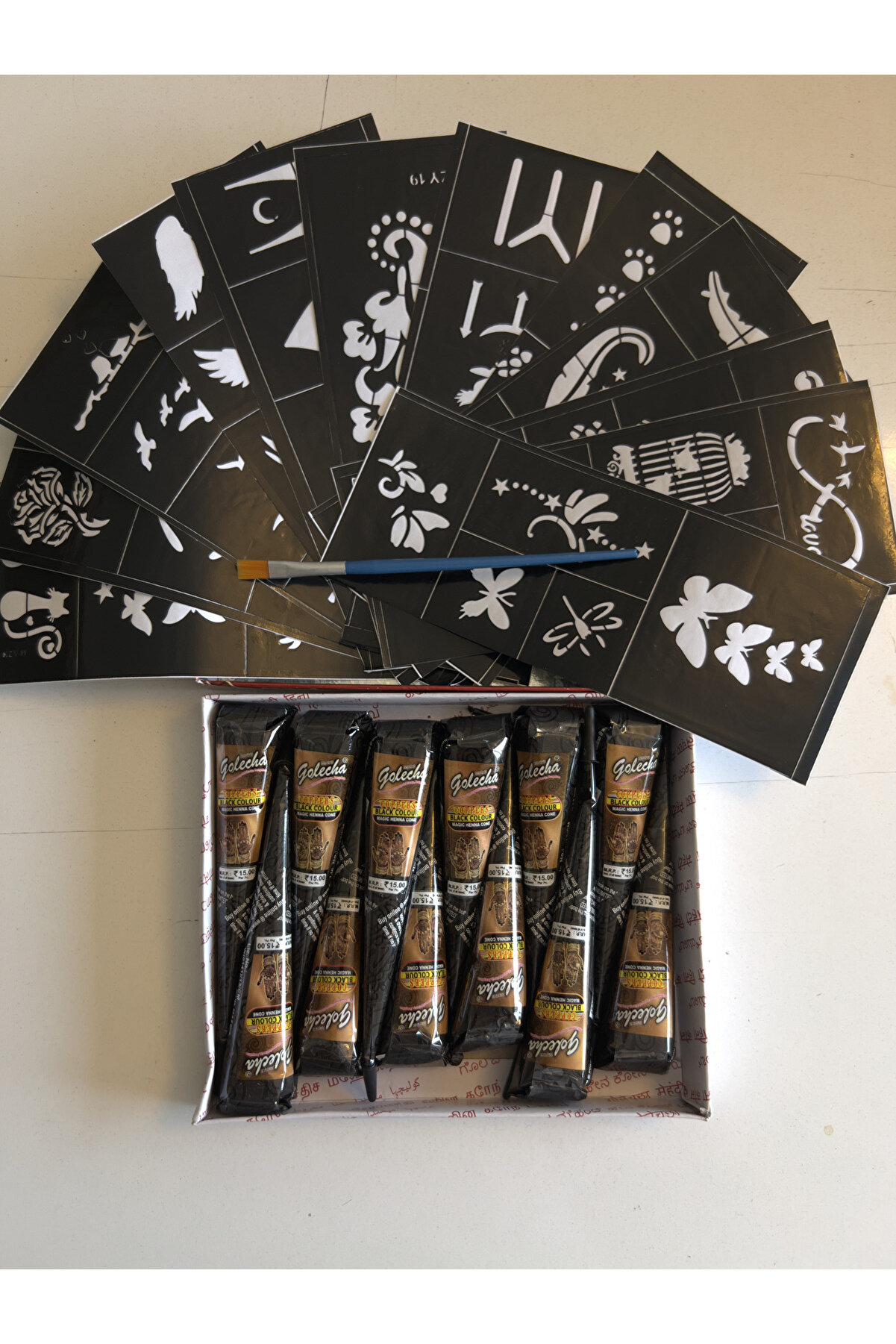 Ai̇rbrush Tattoo 12 Tüp Si̇yah Golecha Kına 12 Sayfa Şablon Ve Fırça Hedi̇yeli̇ Geçi̇ci̇ Dövme Seti̇