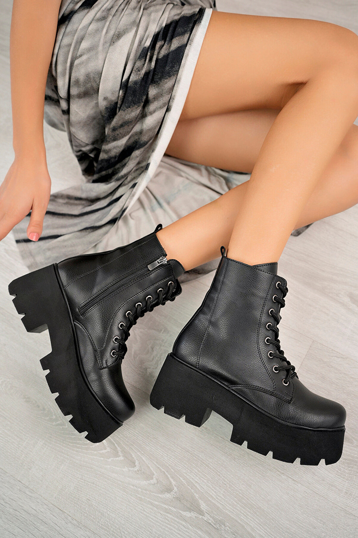 Marka Kadın Yüksek Tabanlı Bağcıklı  Bot Ald2000-B102