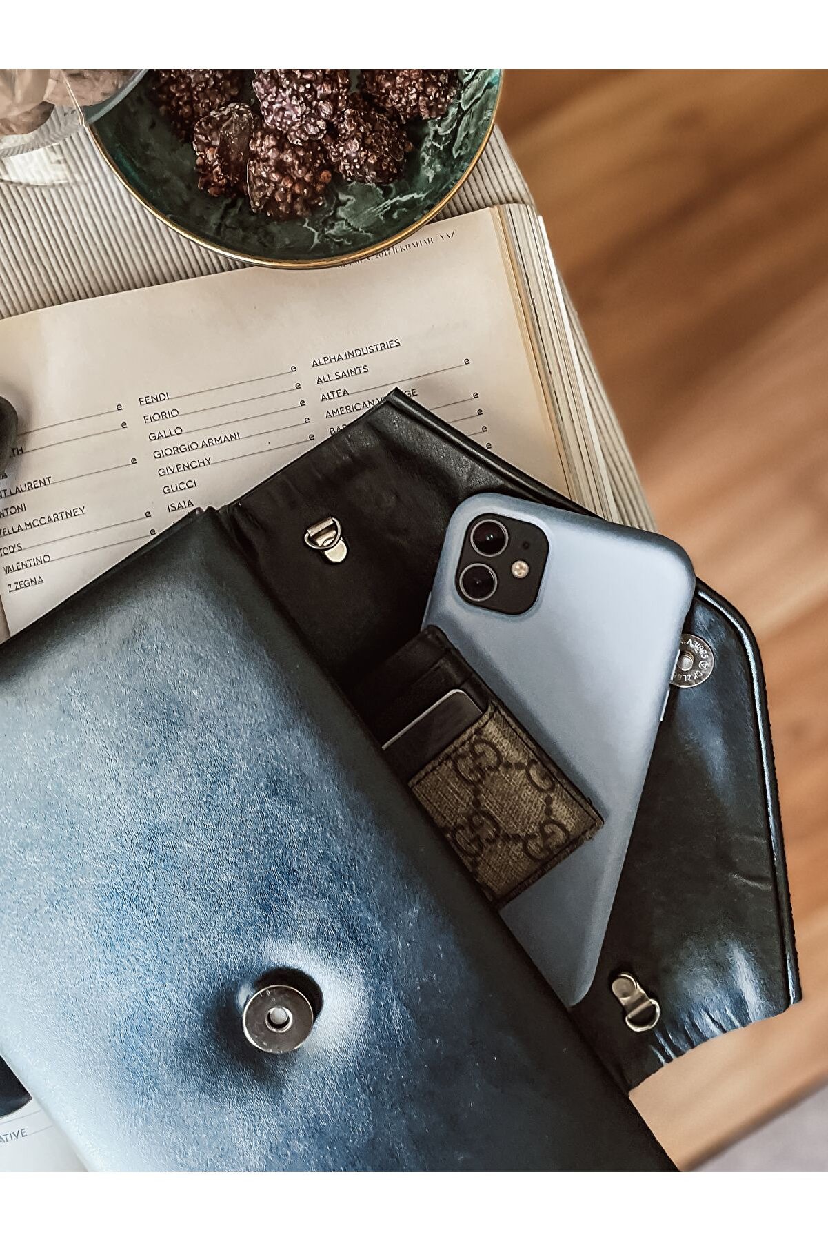 GULT Portföy Zarf Çanta Siyah Cilt