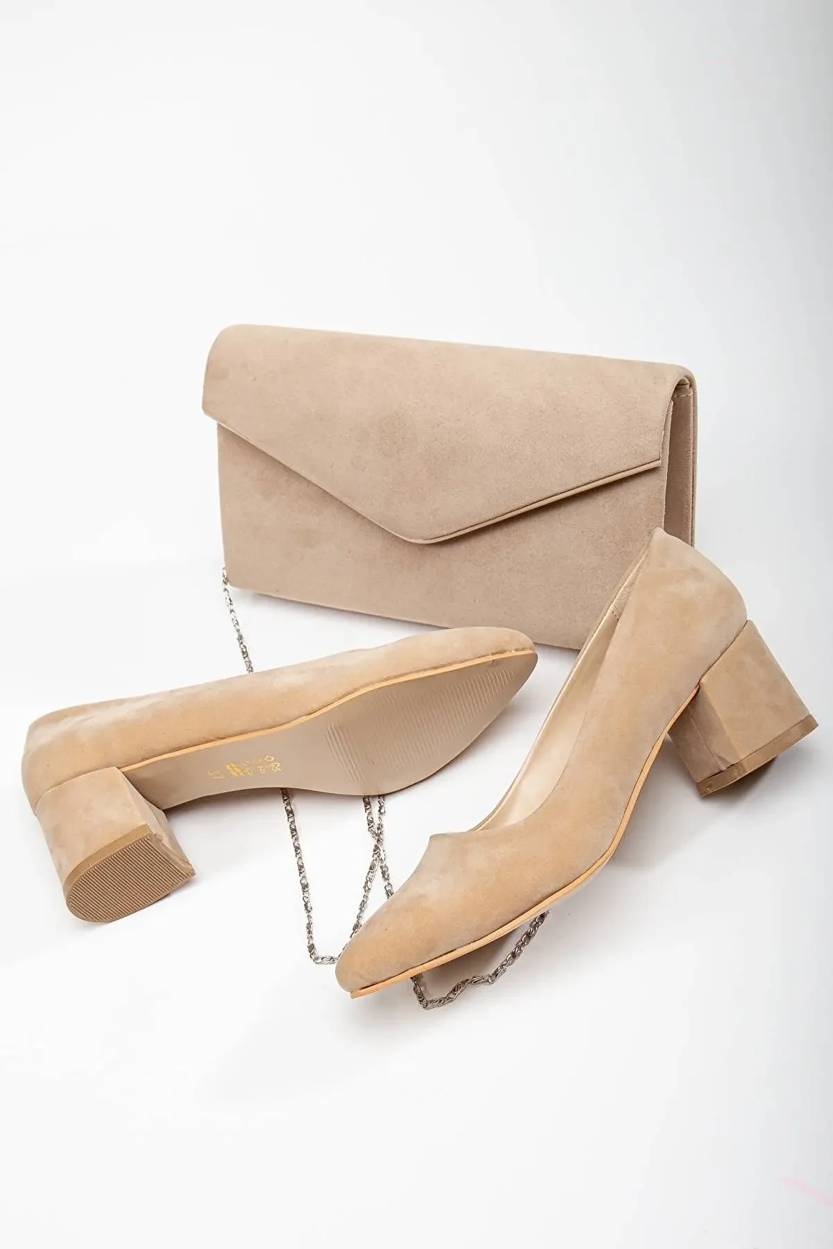 Gult Kadın Klasi̇k Kısa Sti̇letto Ve Çanta Takımı Ten Süet