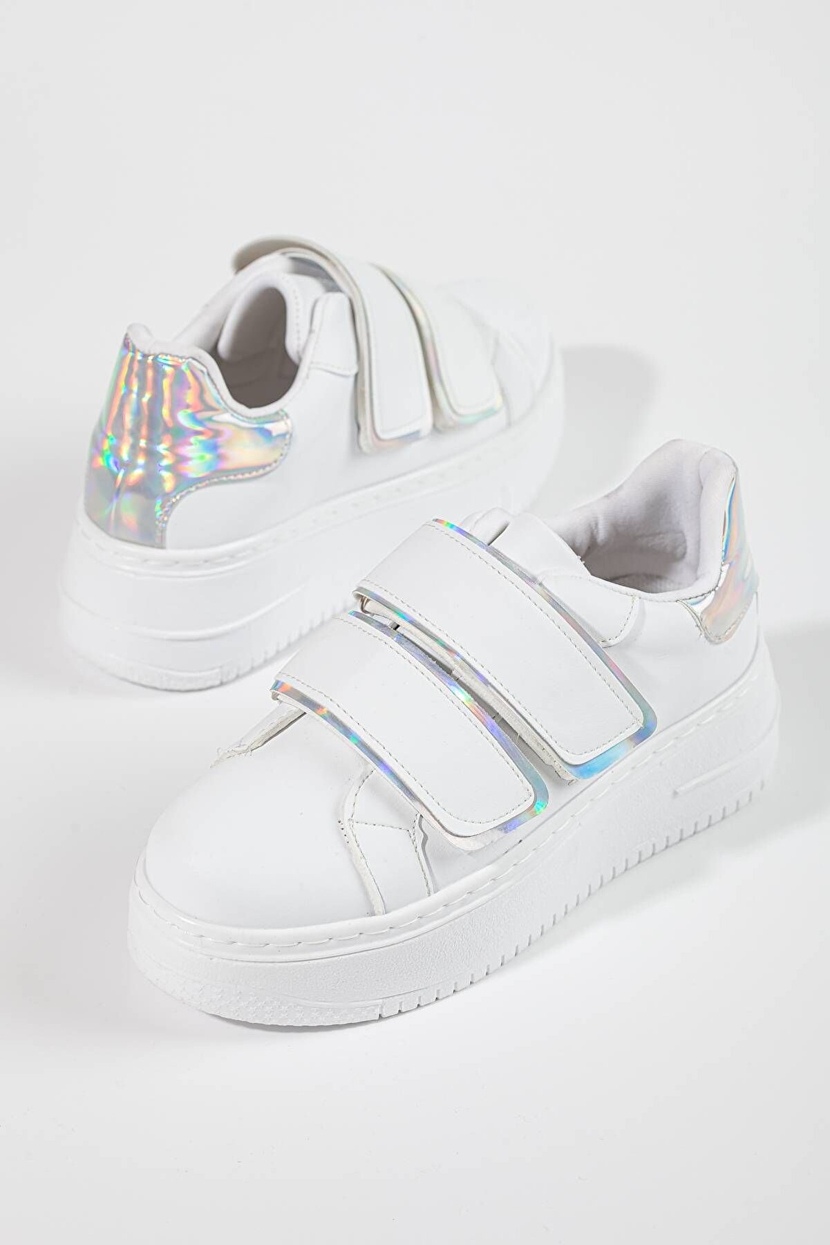 Gult Kadın Kalın Tabanlı Spor Cırt Bantlı Beyaz Ayakkabı