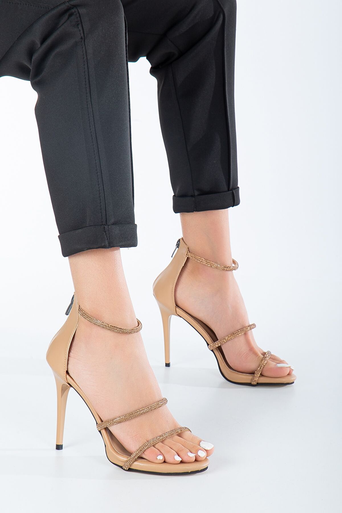 Gult Yuksek Topuklu Abi̇ye