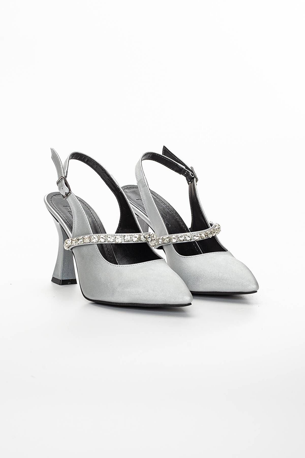 Gult Arkası Açık Taşlı Gece Ayakkabısı Gümüş Saten