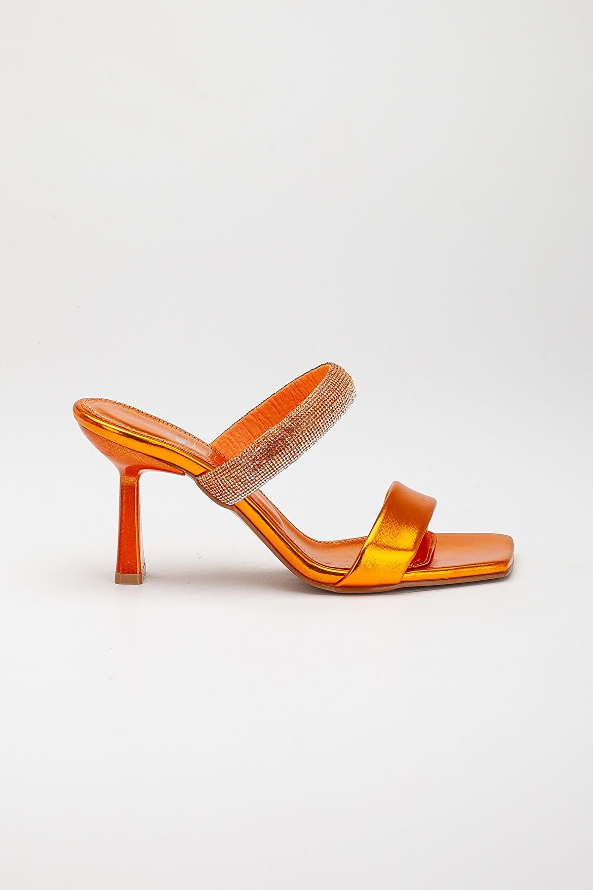 Gult Kadın Renkli̇ Taşlı Terli̇k