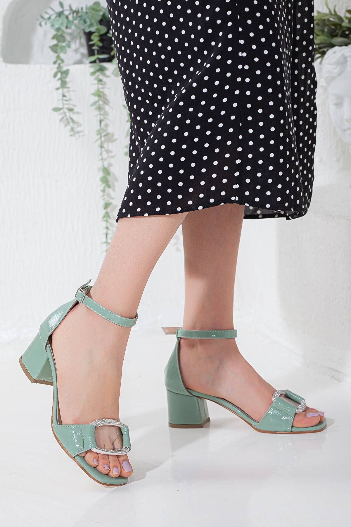 Gult Kadın Yazlık 5 Cm Topuklu Taşlı Tekbant Yeşi̇l