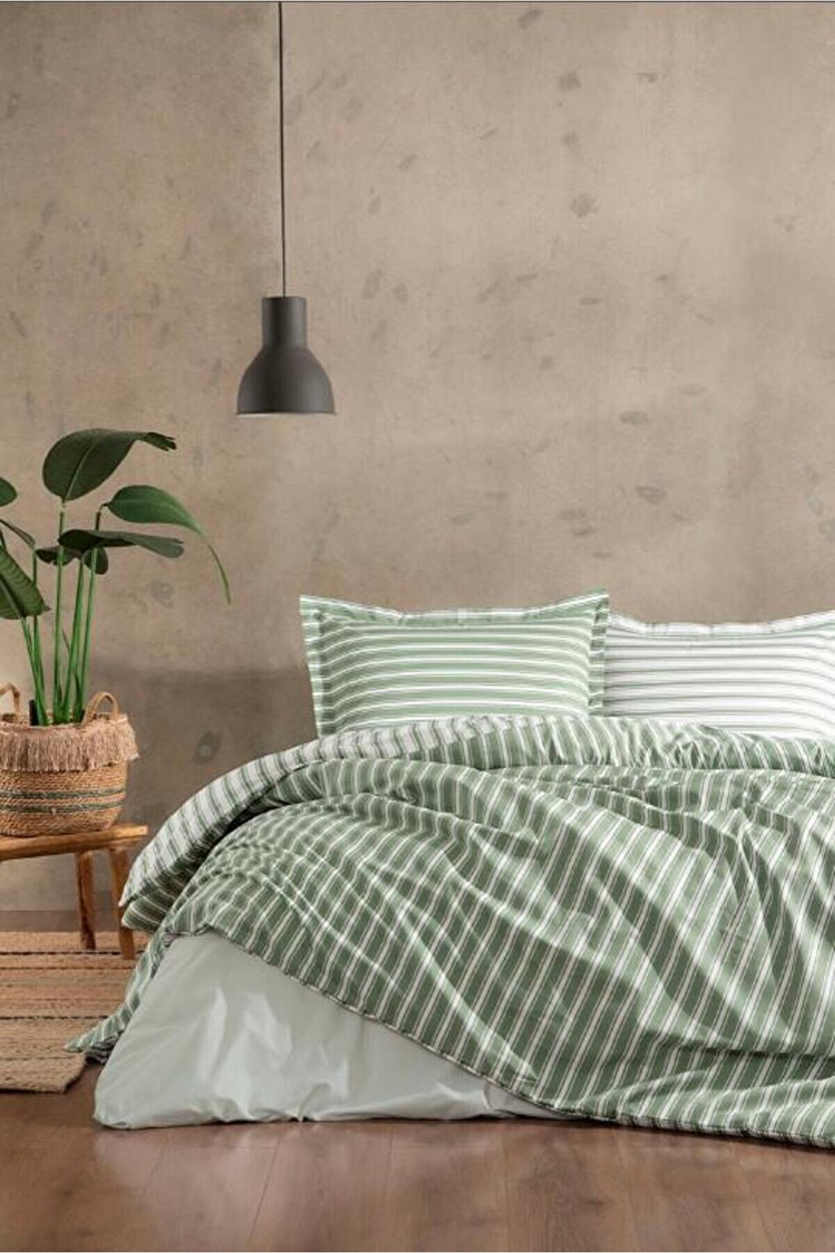 Bi̇lfold &Ouml;zdi̇lek &Ccedil;i̇ft Ki̇şi̇li̇k Ranforce Nev Takımı Tri̇oli̇ne Yeşi̇l