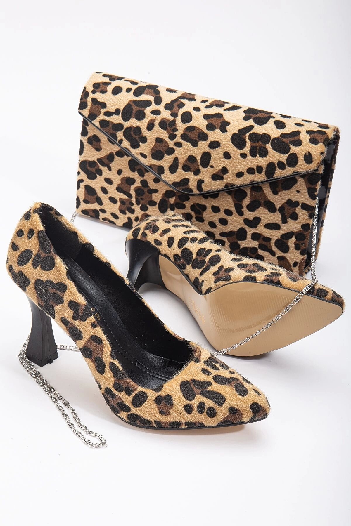 Leopar Desenli̇ Kadeh Topuklu Sti̇letto Kombi̇ni̇