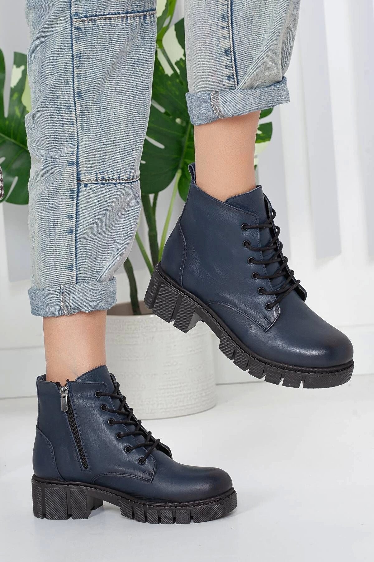 Gult Kadın Haki̇ki̇ Deri̇ Fermuarlı Bağcıklı Mavi̇ Deri̇ Bot