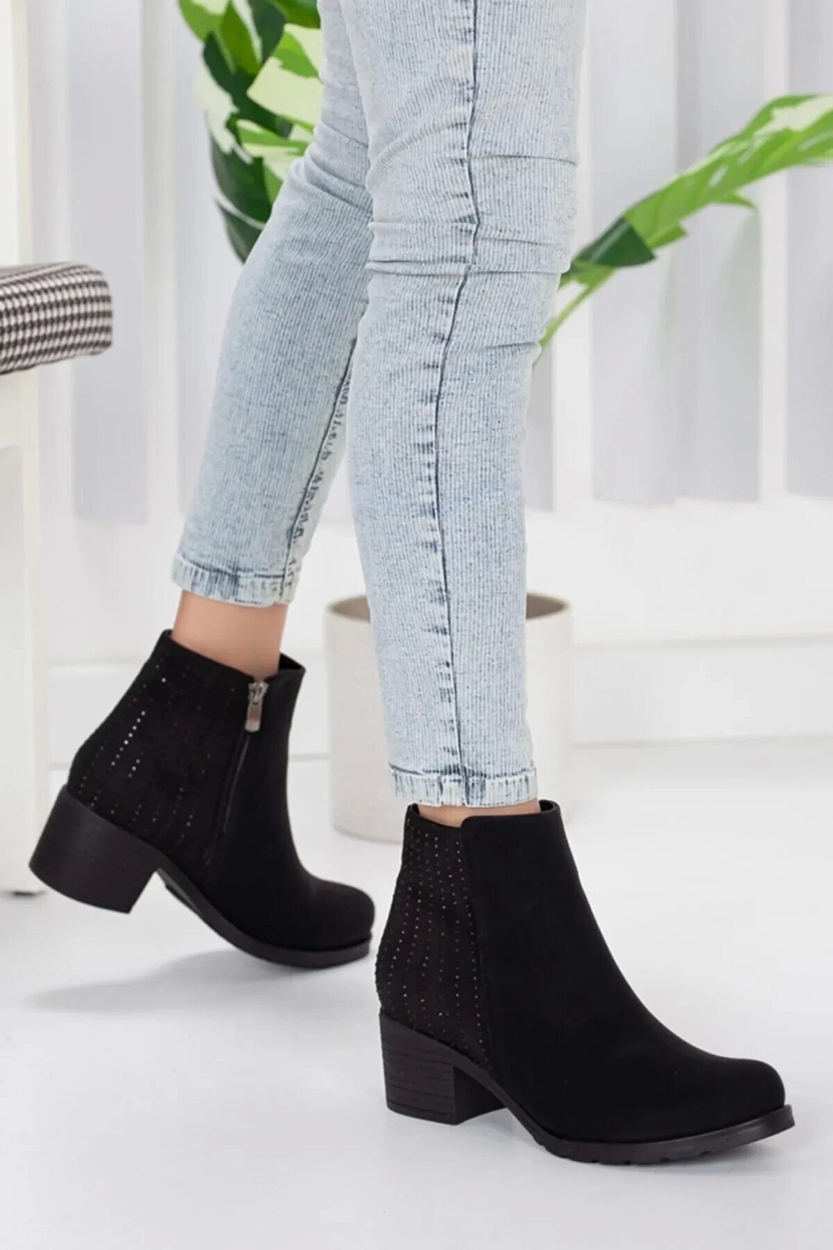 Gult Kadın 4.5 Cm Topuklu Rahat Tam Kalıp Si̇yah Günlük Bot