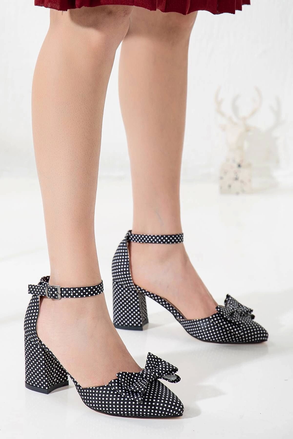 Gult Kadın Kalın Kısa Topuklu Papyonlu Yazlık Ayakkabı Si̇yah Puanti̇yeli̇