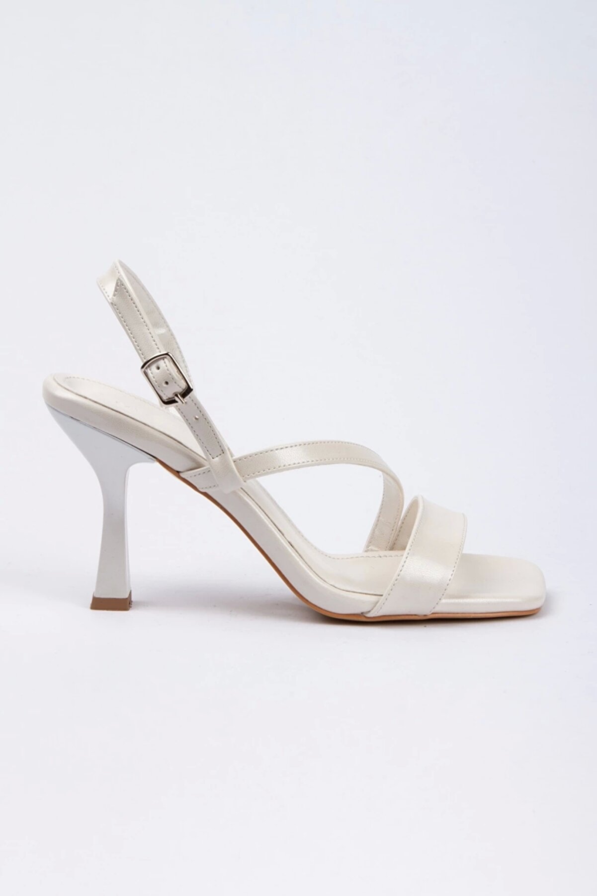 Gult Kadın Yazlık Mezuni̇yet Ayakkabısı