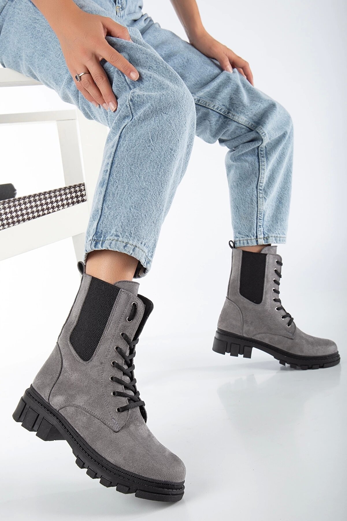 Gult Kadın Bot Lasti̇kli̇ Ipli̇ Gri̇ Süet