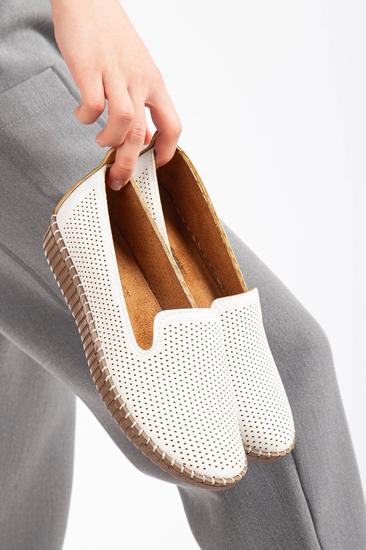 Gult Kadın G&uuml;nl&uuml;k Rahat Ayakkabı Beyaz