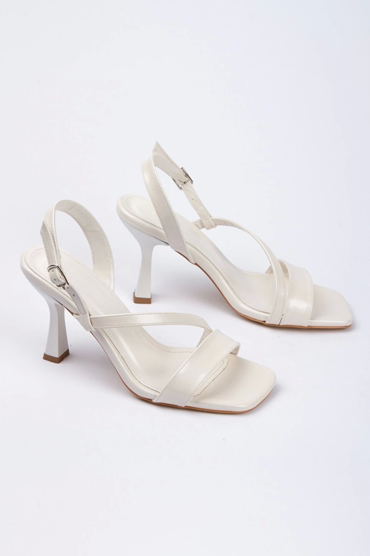 Gult Kadın Yazlık Mezuni̇yet Ayakkabısı