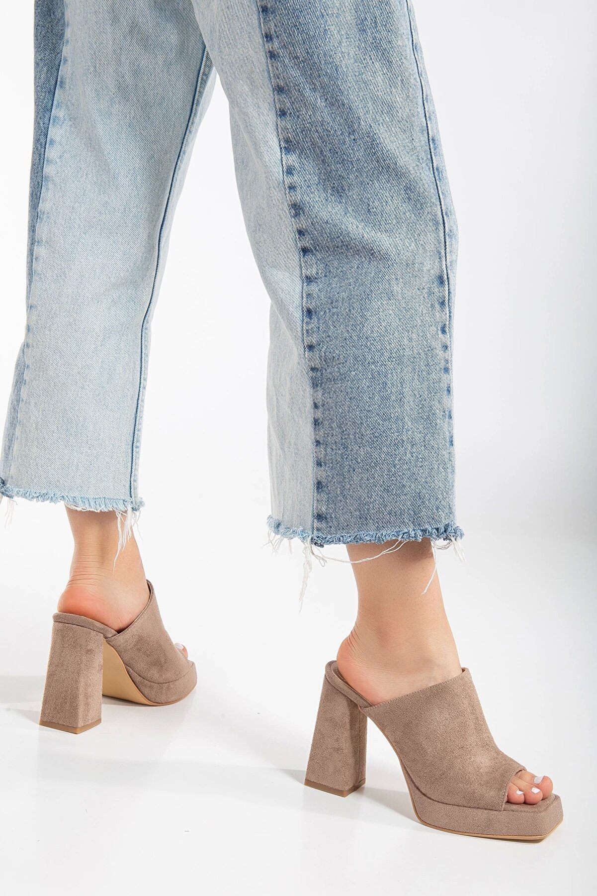 Gult Kadın Yüksek Topuklu Terli̇k Dana Süet Vi̇zon