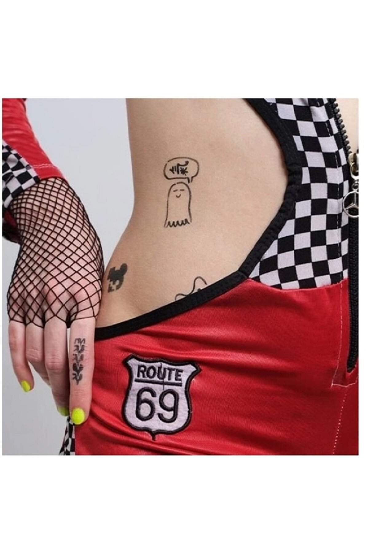 Ai̇rbrush Tattoo Tokyo Ci̇ty Pack Spray Tattoo Geçi̇ci̇ Dövme Seti̇ 16 Desen 1 Sprey