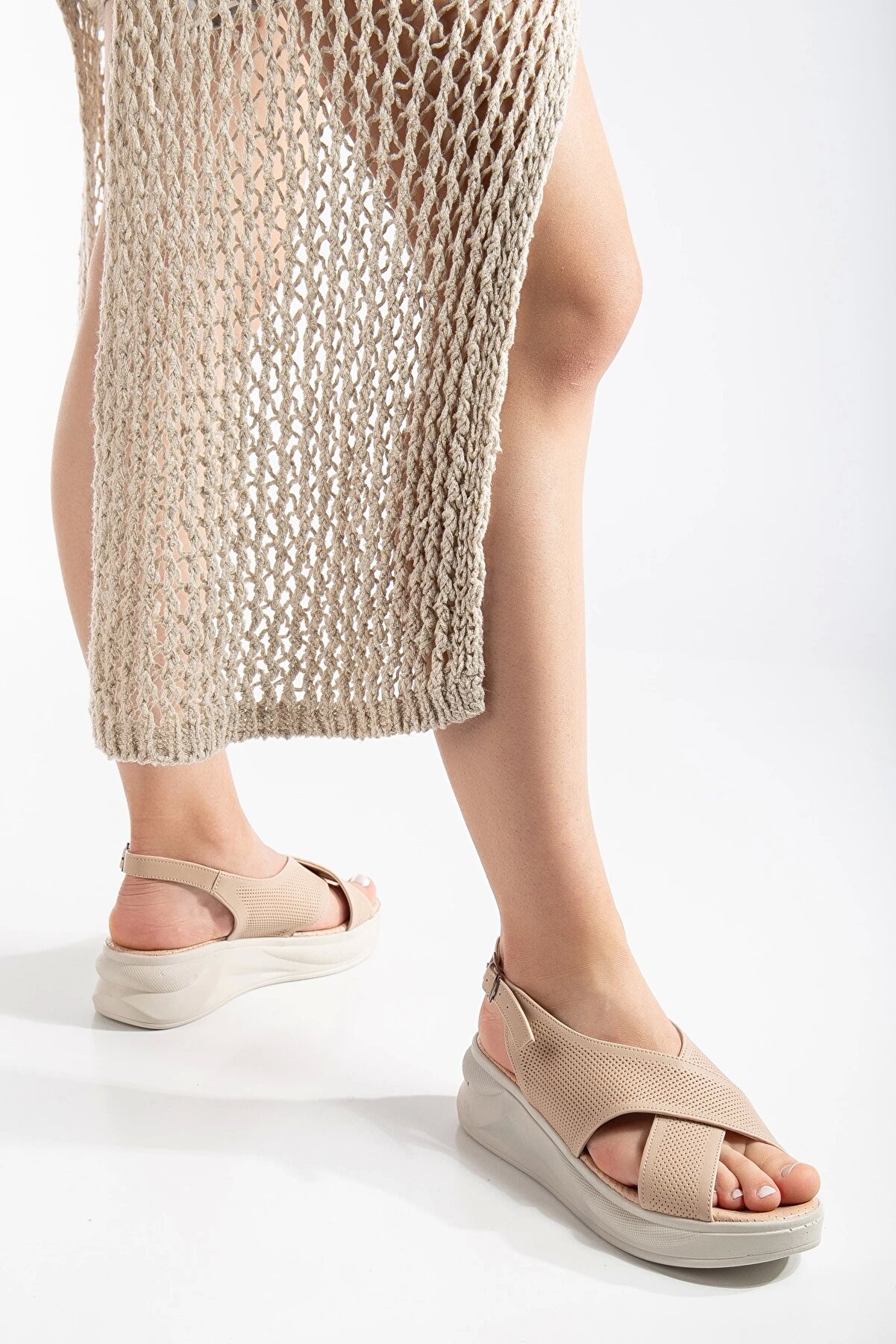 Gult Kadın Özel Yumusak Taban Sandalet