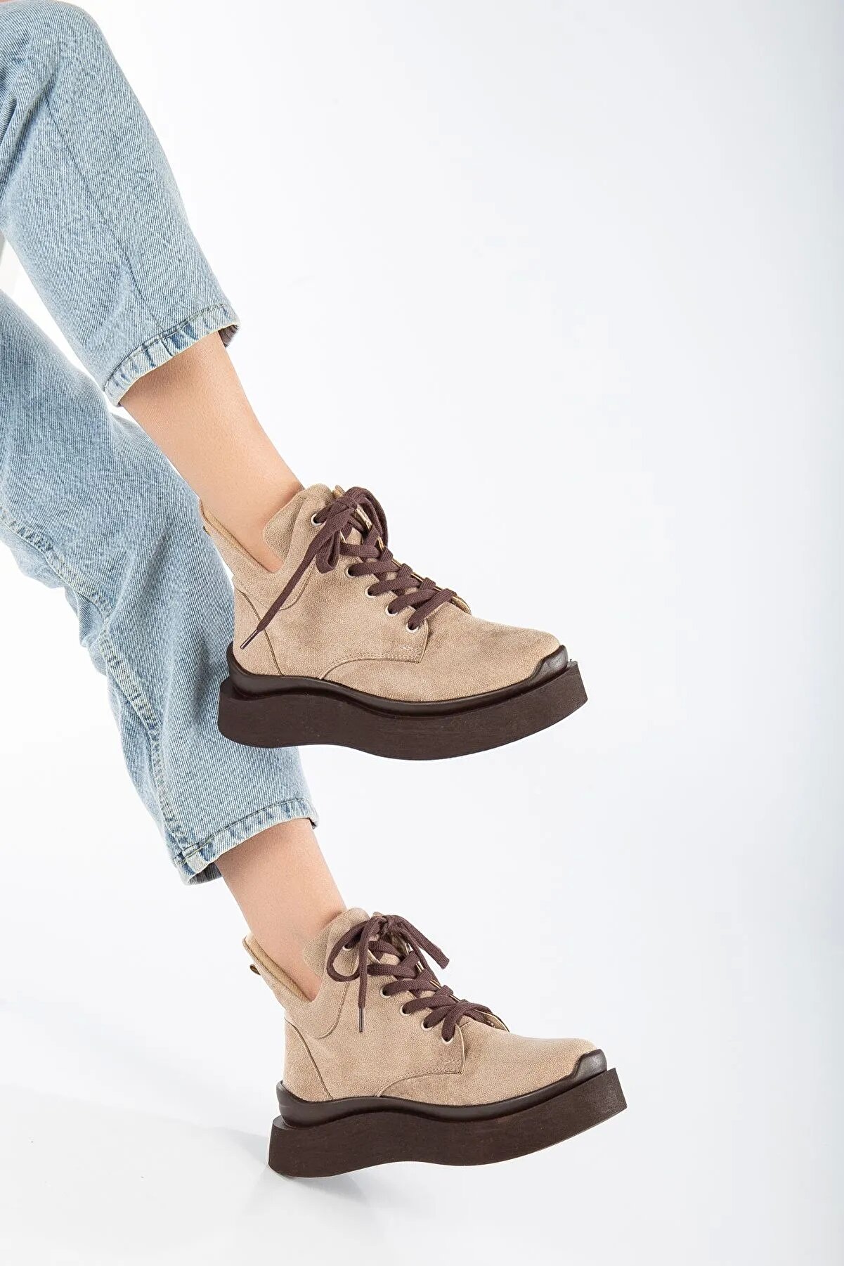 Gult Kadın Bot Dana Süet Bağcıklı