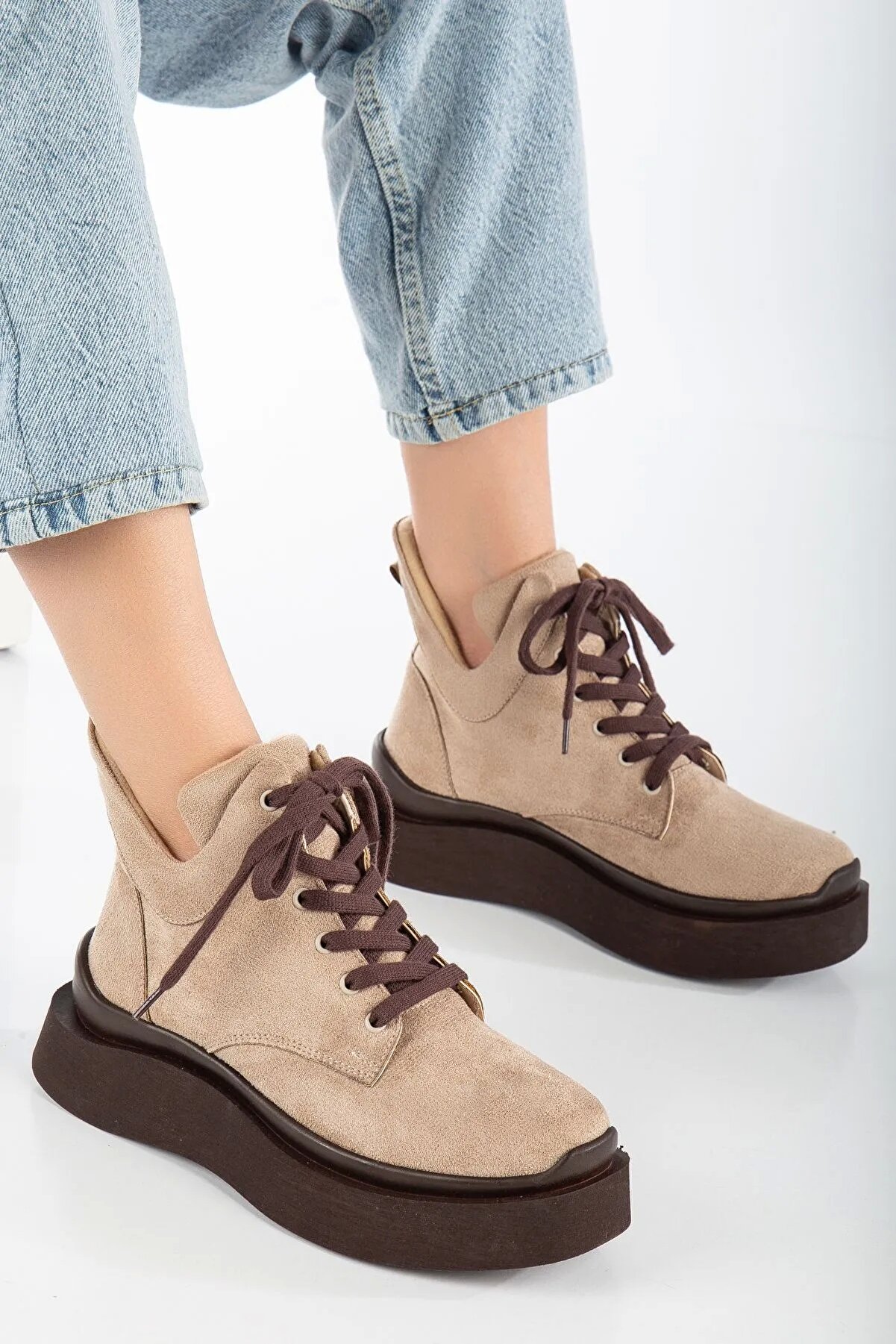 Gult Kadın Bot Dana Süet Bağcıklı