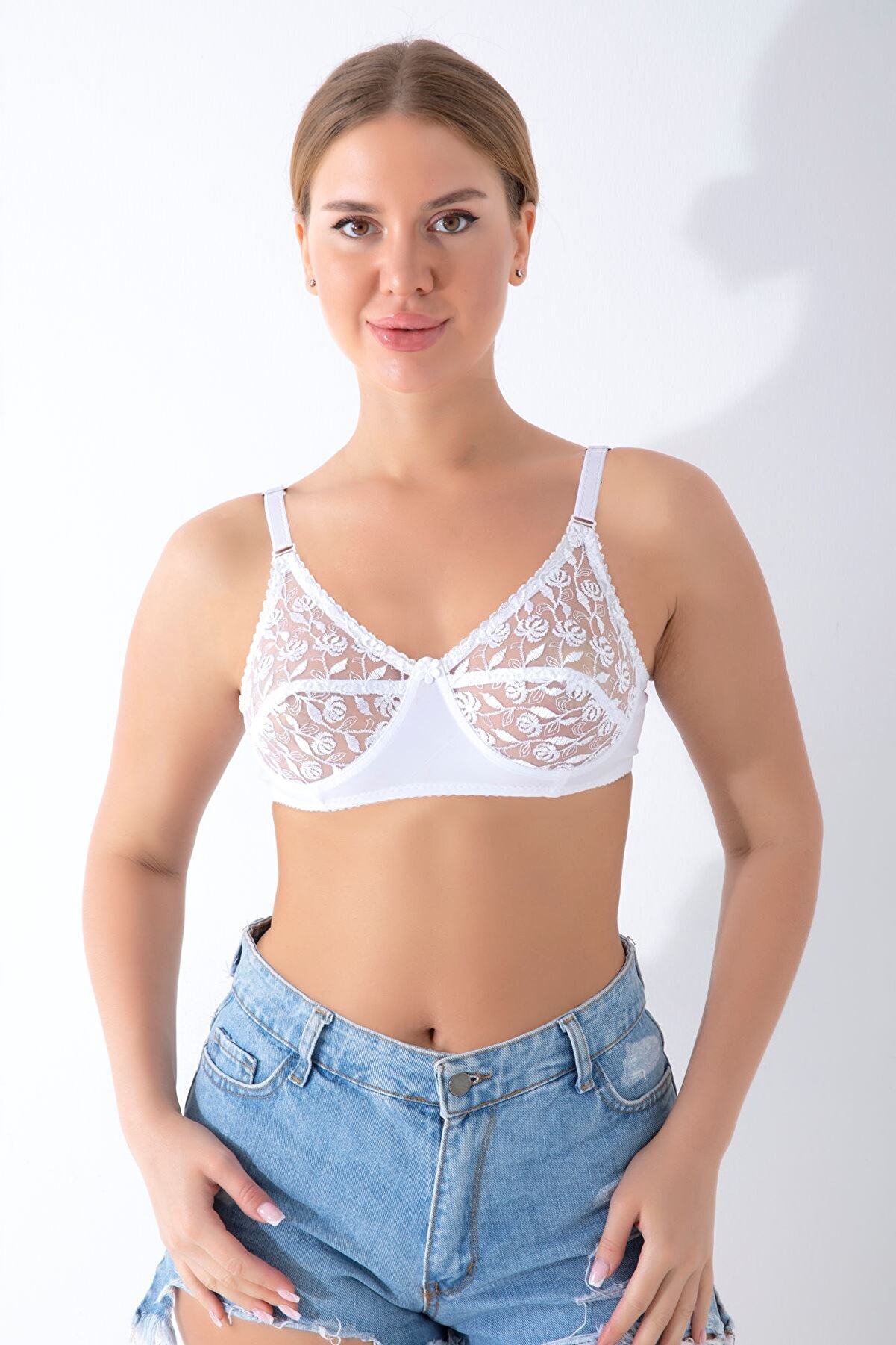 Beyaz Dantelli̇ Toparlayıcı Sütyen - 506