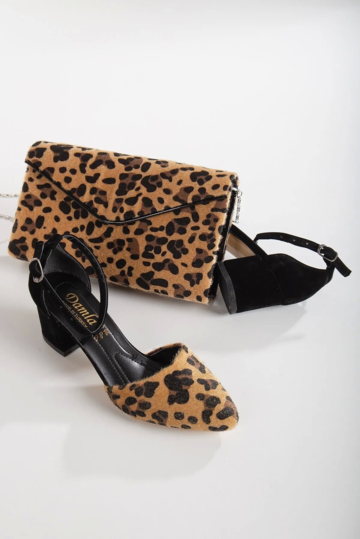 Gult Leopar Kısa Kombi̇n