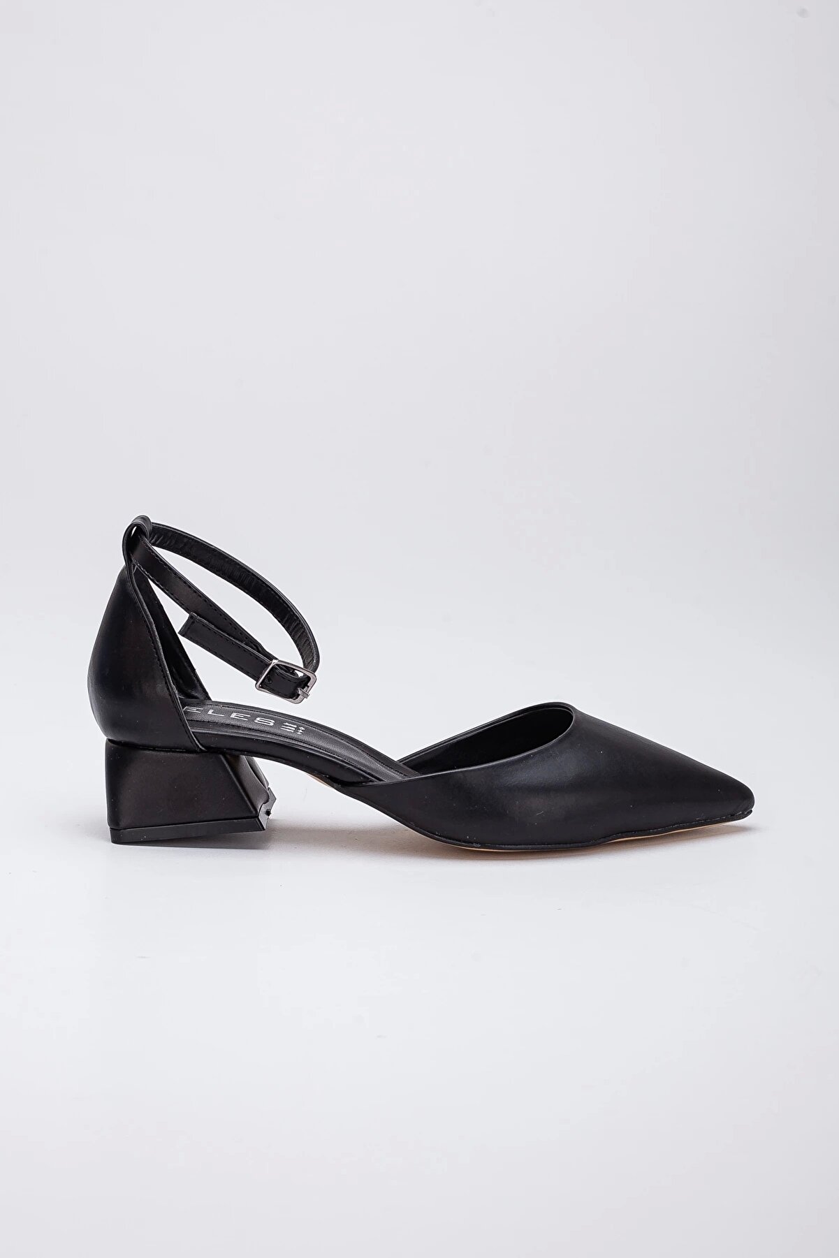 Gult Kadın 3 Cm Topuklu Günlük Yazlık Ayakkabı Si̇yah