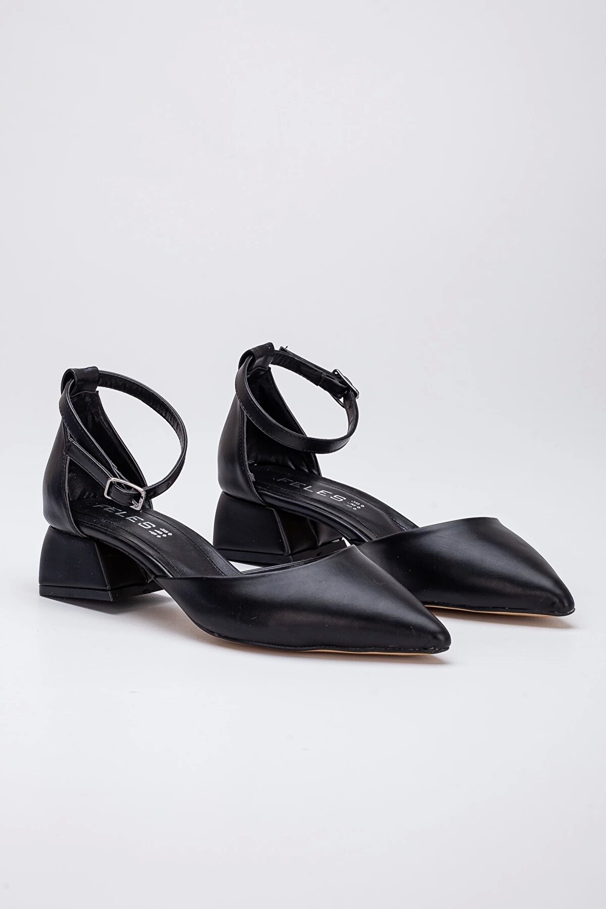 Gult Kadın 3 Cm Topuklu Günlük Yazlık Ayakkabı Si̇yah