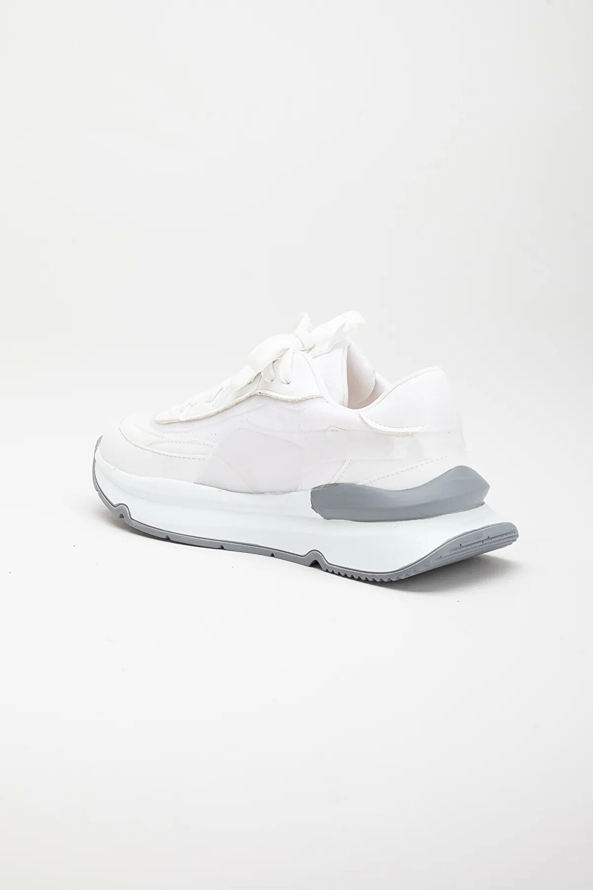 Gult Beyaz Kapi̇tone Detaysız Spor Ayakkabı